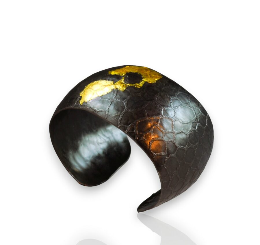 Refraction Cuff