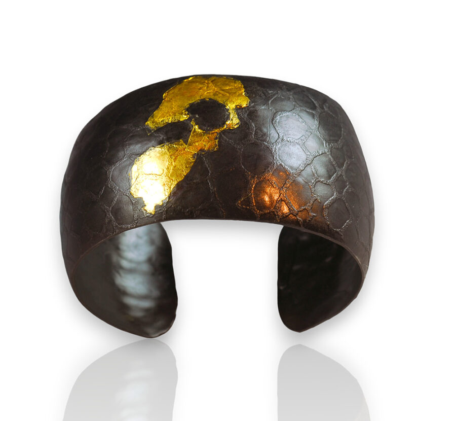 Refraction Cuff
