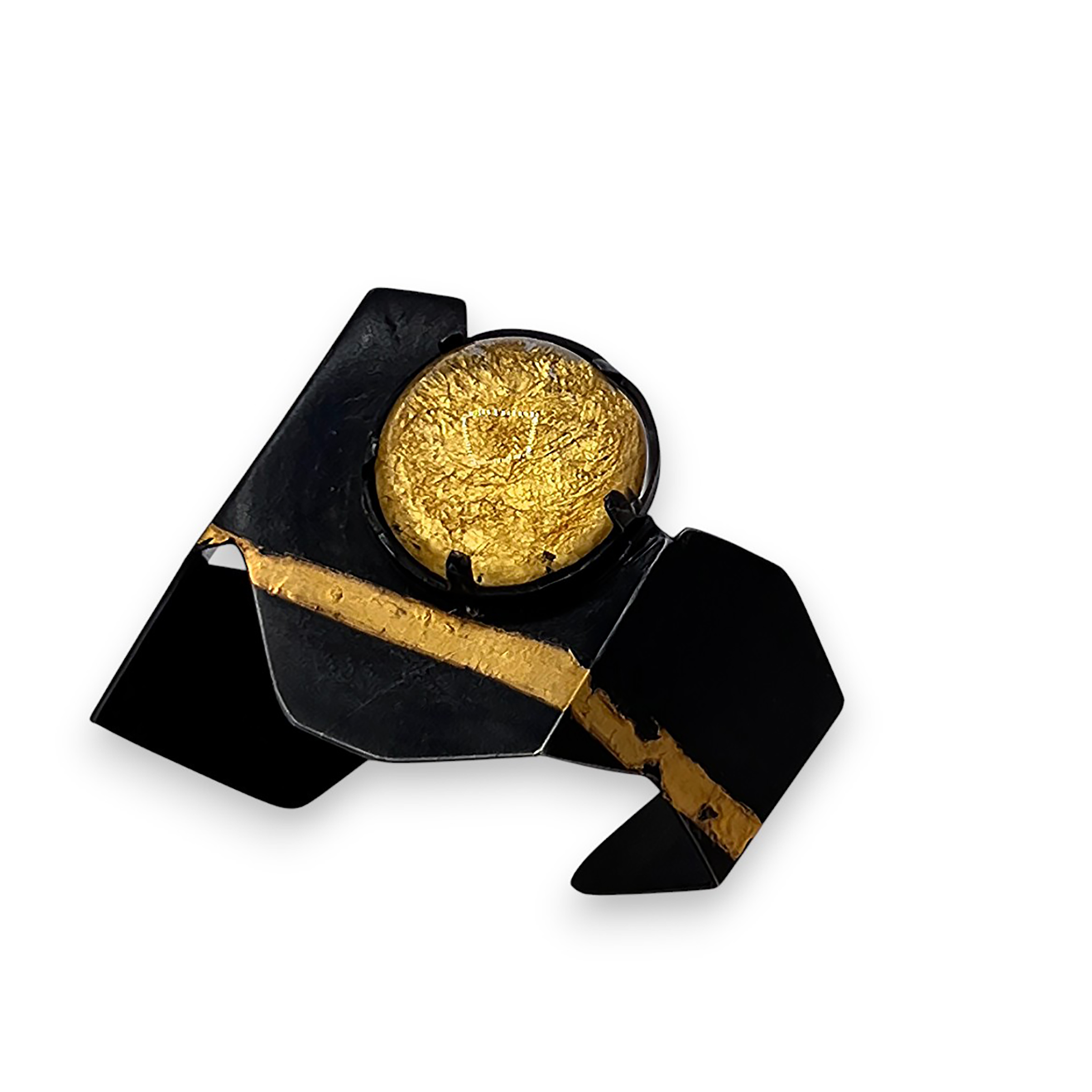 Kaku (角 Angle / Corner) Cuff